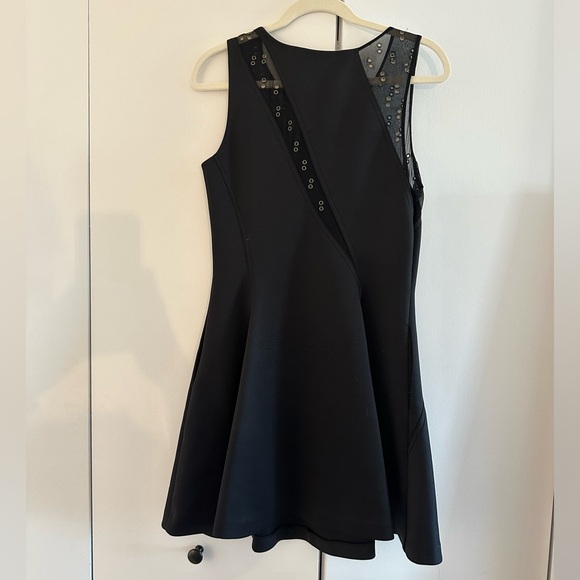 Black fit & flare dress with pockets - Picture 2 of 4